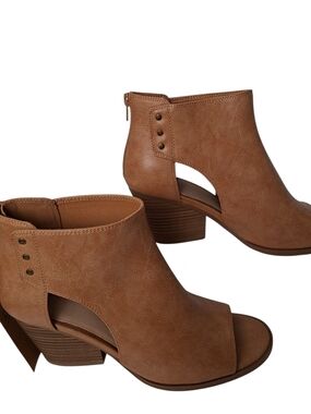 NWT FRYE AND CO. Women's Tan Cutout Peep-Toe Block Heel Booties Size 9.5 M